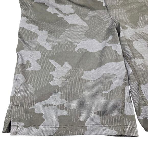 Lululemon Shorts Mens Small Green Camo T.H.E. Short 9" Inseam Linerless Athletic - Picture 5 of 11